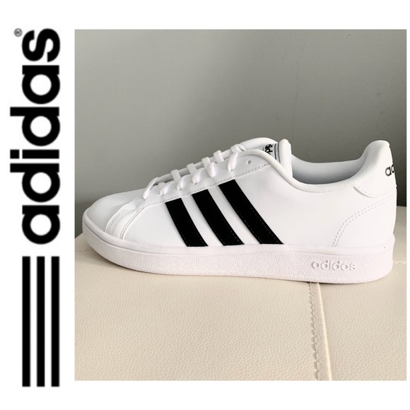 NWT Adidas Grand Court sneakers white black - Picture 4 of 6